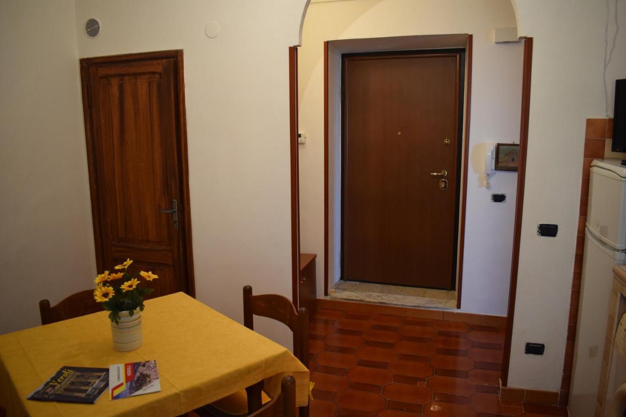Domus - Casa Vacanza B&B Veroli 외부 사진